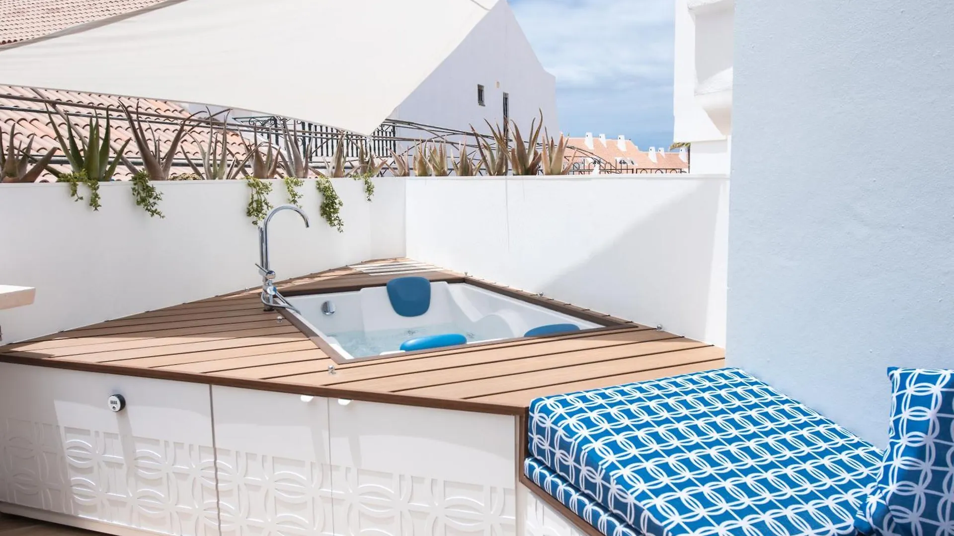 Modern, Design, Private Jacuzzi - 2 Terraces - Wow Apartments - Los Christianos 西班牙