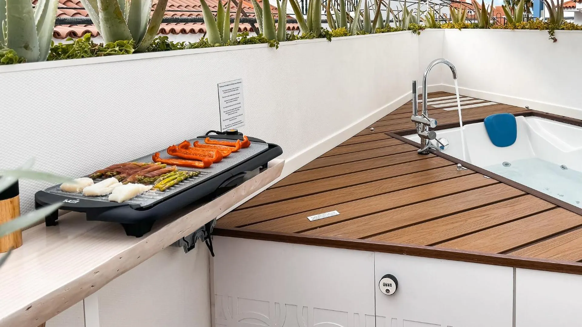 Modern, Design, Private Jacuzzi - 2 Terraces - Wow Apartments - Los Christianos Espagne